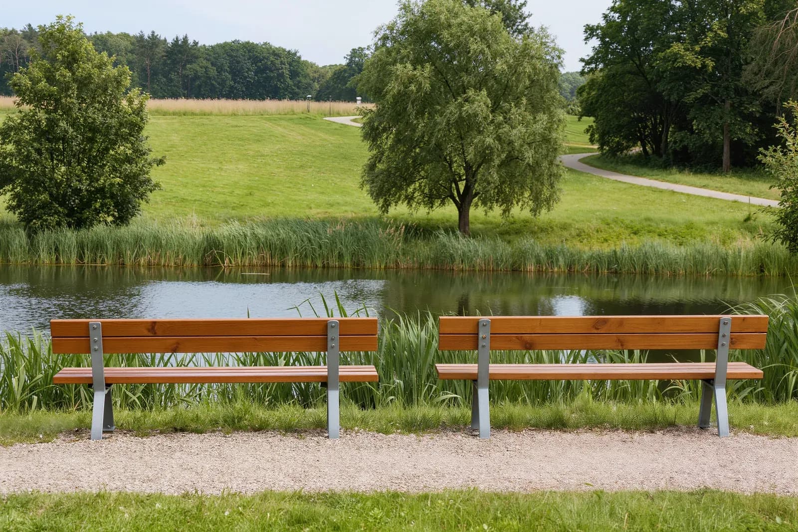 Zehn neue Bänke für Owschlag